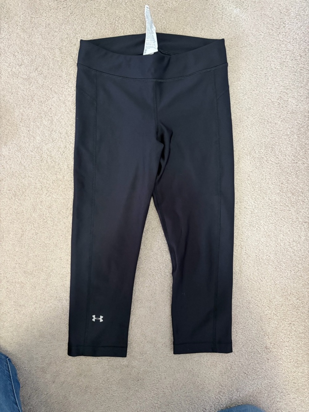 Under Armour Black Compression Capri Leggings